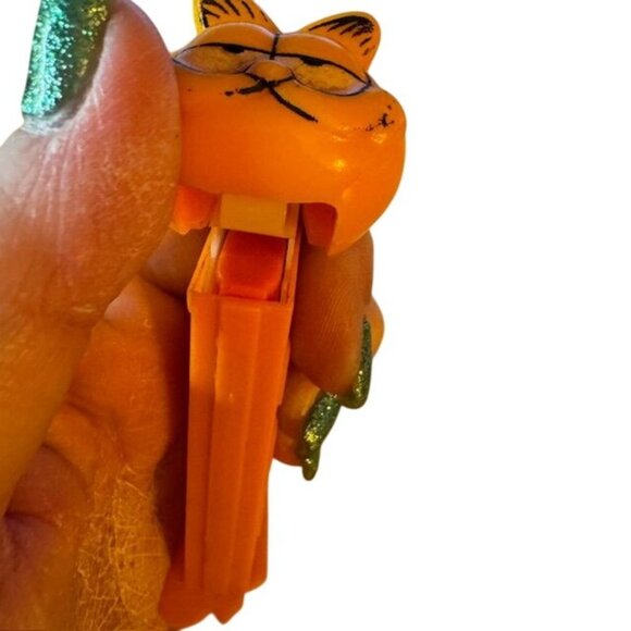 Vintage Orange Garfield PEZ Dispenser Collectible Candy Toy - Picture 7 of 8